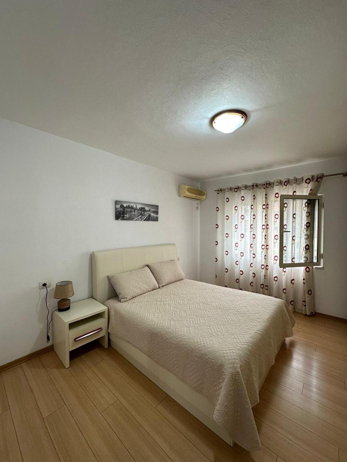 Blloku Family Apartment Tiranë Luaran gambar
