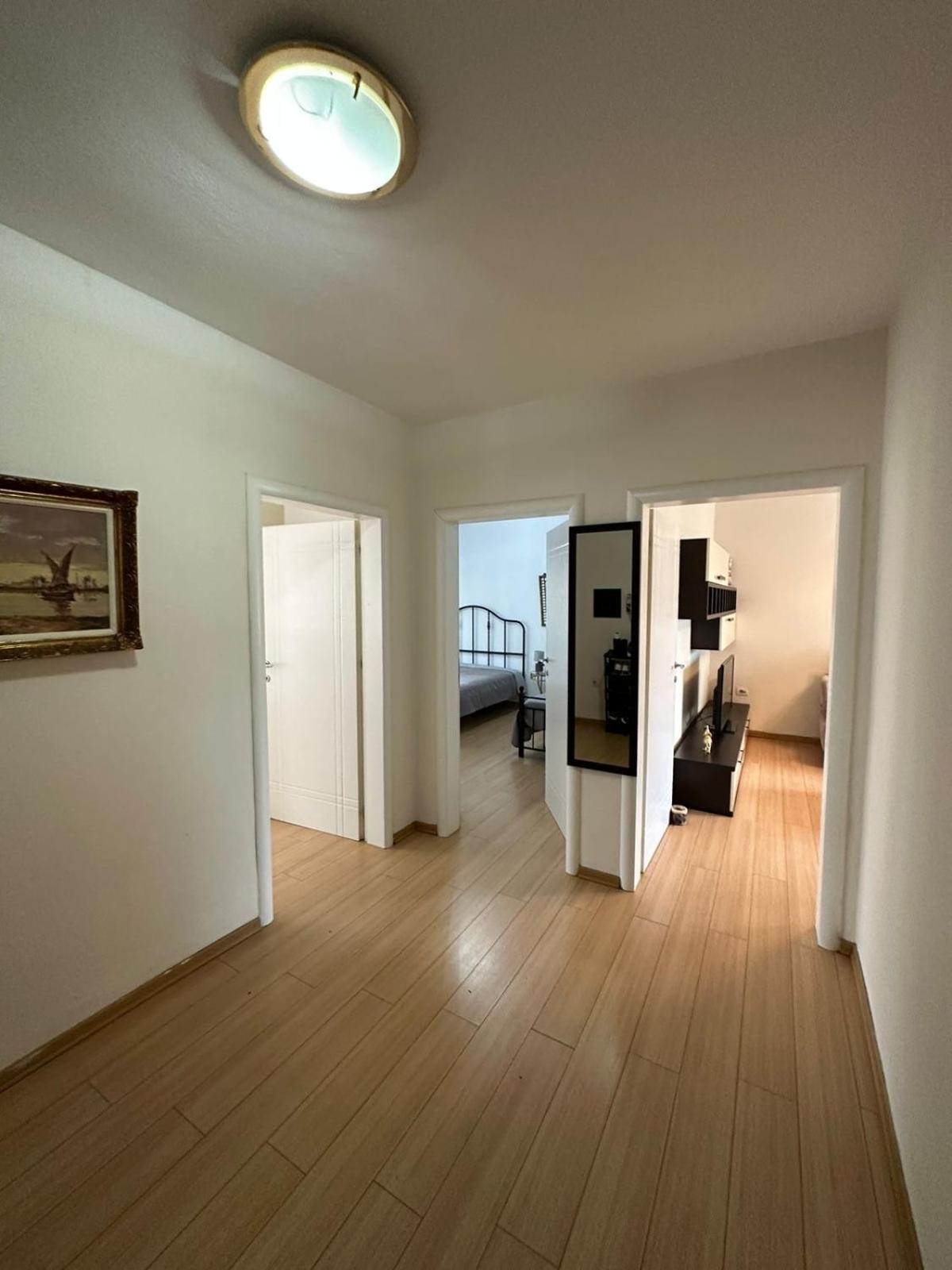 Blloku Family Apartment Tiranë Luaran gambar